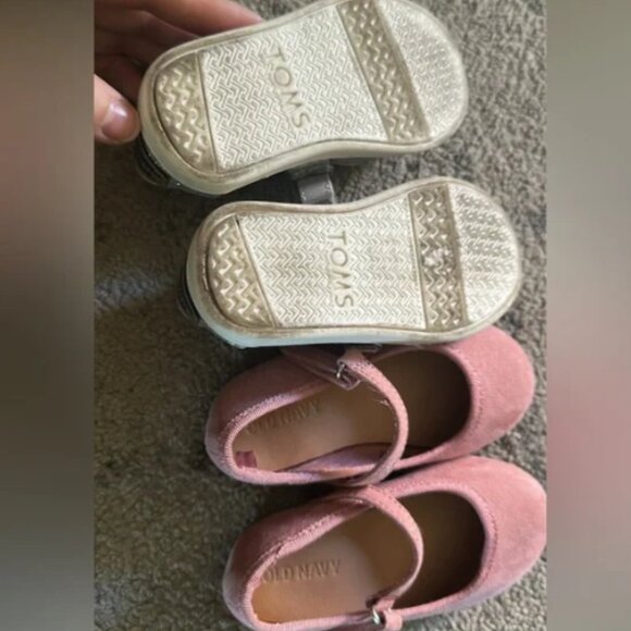 Toms Silver Dress Shoes Sparkly Mary Jane Style BUNDLE of 2 size‎ 5C - Picture 2 of 2